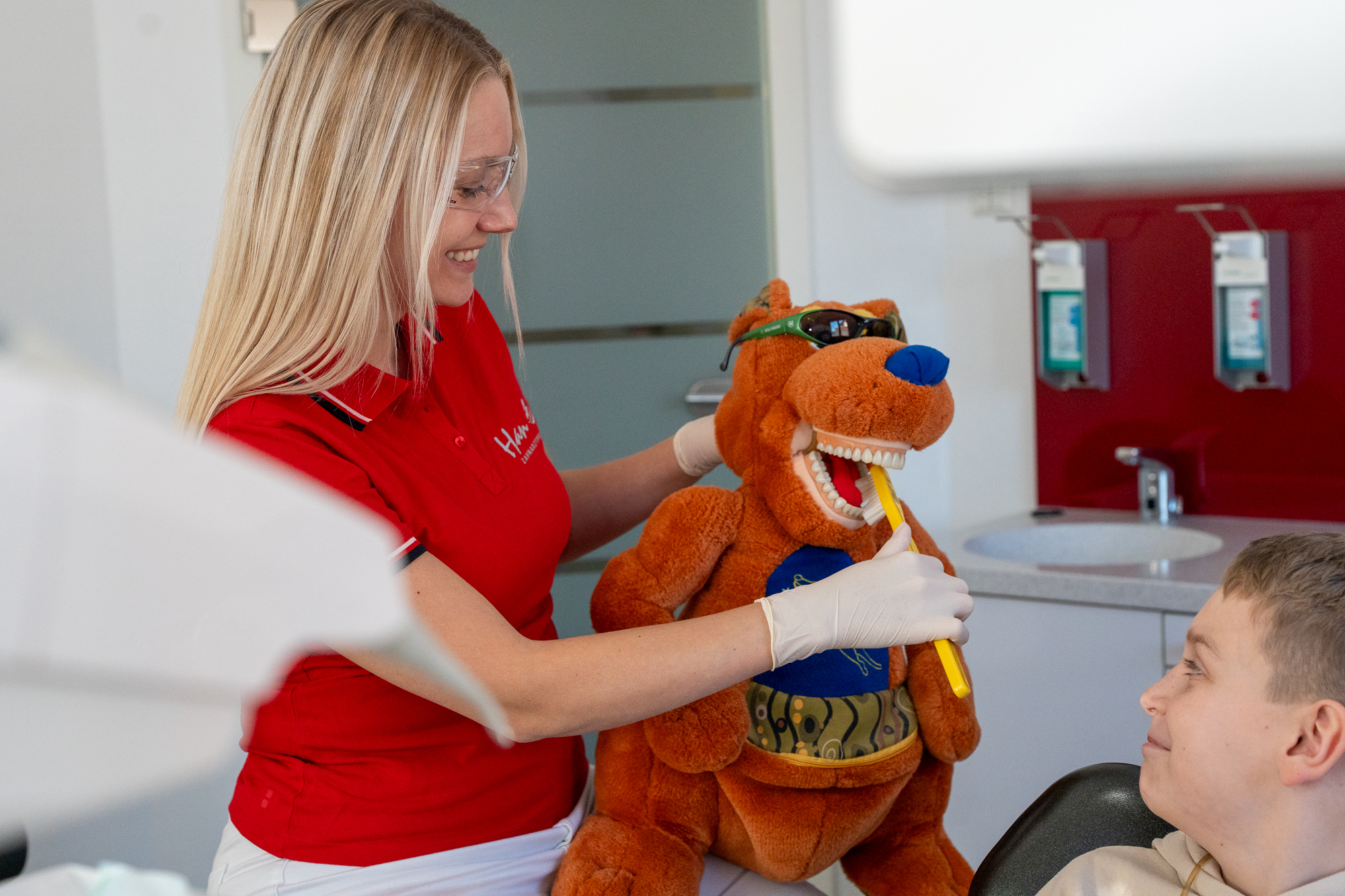 Han-Zahnarzt-Wolfsburg-kinderzahnmedizin Han-Zahnarzt-Wolfsburg-kinderzahnmedizin